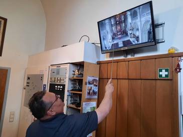 Markus Weigand in der Sakristei