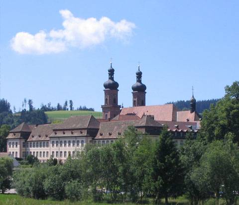 Quelle: Flominator (https://commons.wikimedia.org/wiki/File:St_Peter_0161.jpg), „St Peter 0161“, https://creativecommons.org/licenses/by-sa/3.0/legalcode