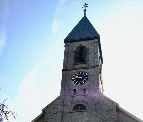 Quelle: Max1993 (https://commons.wikimedia.org/wiki/File:Kirche_Büchenau.jpg), „Kirche Büchenau“, als gemeinfrei gekennzeichnet, Details auf Wikimedia Commons: https://commons.wikimedia.org/wiki/Template:PD-self